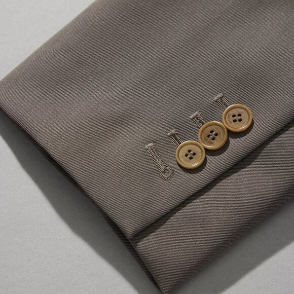 CHICJOC Classic Timeless Elephant Gray Wool Blazer Size 38 - Picture 8 of 16